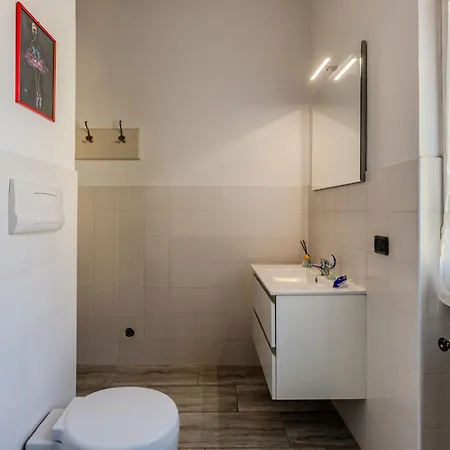Emma By Interhome Apartment Mezzegra